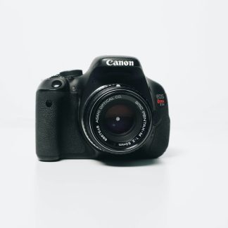 Canon EOS 200D II DSLR-Kit
